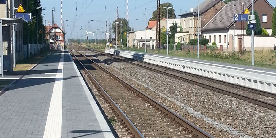 Anfang September 2016 war die Erneuerung der Bahnsteige und der Unterführung abgeschlossen.