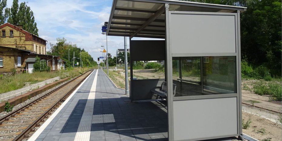 Der neue Bahnsteig auf der südlichen Gleisseite wurde 2019 fertiggestellt.